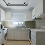 Phaedrus Living: Seaside Luxury Flat Lighthouse 69 Daire *