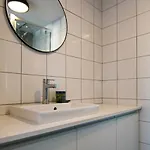 Daire Phaedrus Living: Seaside Luxury Flat Lighthouse 69 *