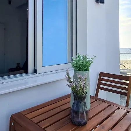 Phaedrus Living: Seaside Luxury Flat Lighthouse 69 פאפוס