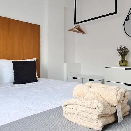 Lägenhet Phaedrus Living: Seaside Luxury Flat Lighthouse 69 Paphos