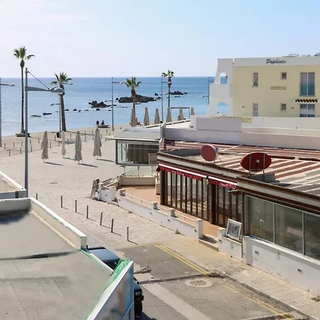 Phaedrus Living: Seaside Luxury Flat Lighthouse 69 * Paphos