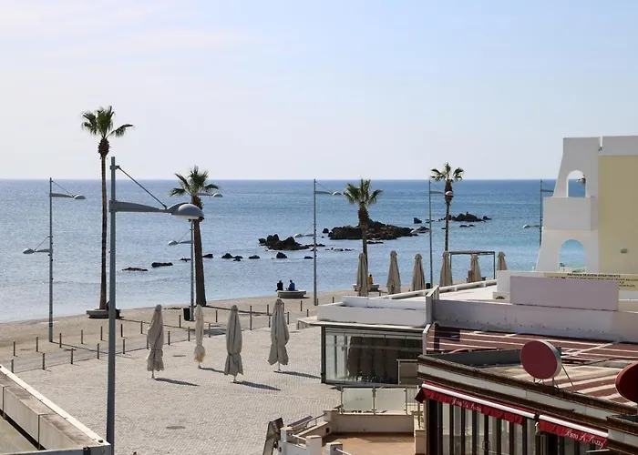 Phaedrus Living: Seaside Luxury Flat Lighthouse 69 公寓 Paphos